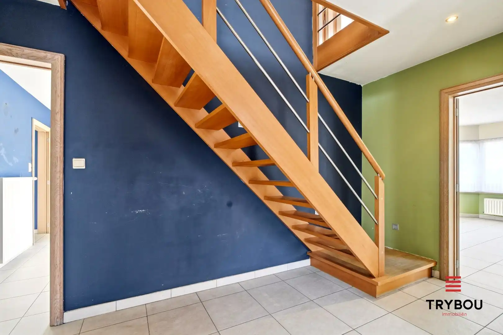 Ruime halfopen woning met 5 slaapkamers te koop in Werken met garage en ruime tuin! foto 14