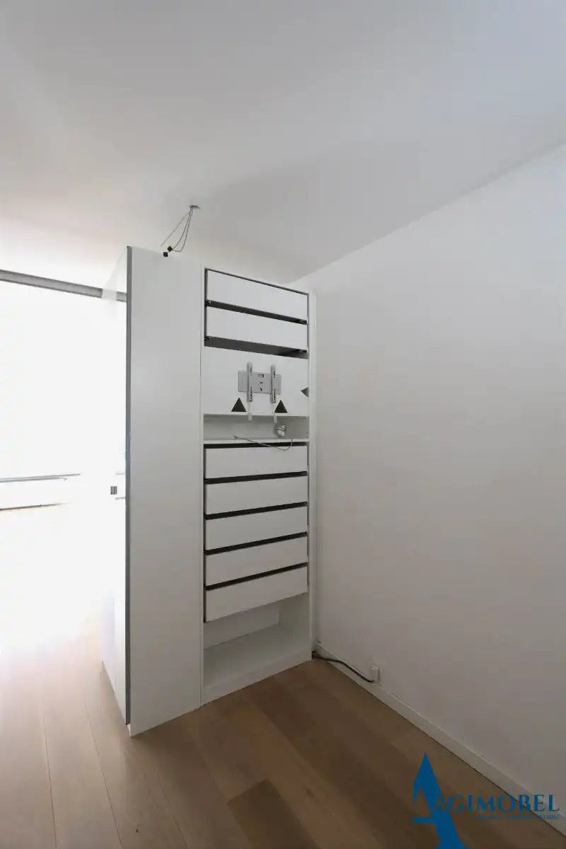 Compact appartement met 1 slaapkamer  nabij de Zeedijk. foto 8