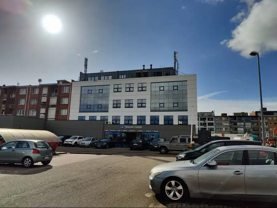 Bisschoppenhoflaan 383, 2100 Deurne foto {{pictureIndex}}