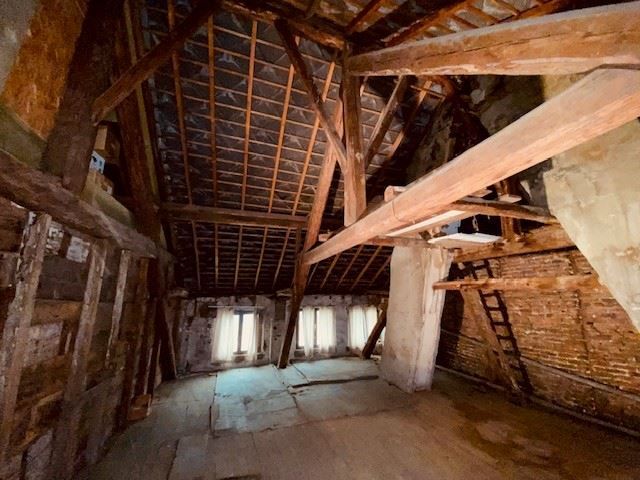 Mooie woning in hartje historisch Sint-Truiden foto 19