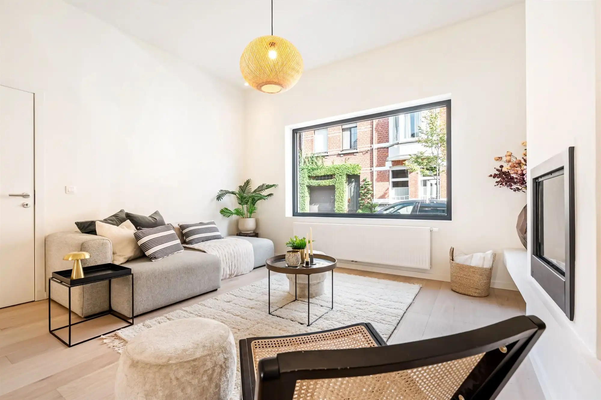 Gerenoveerde woning met 4 slk en grote tuin! foto 6