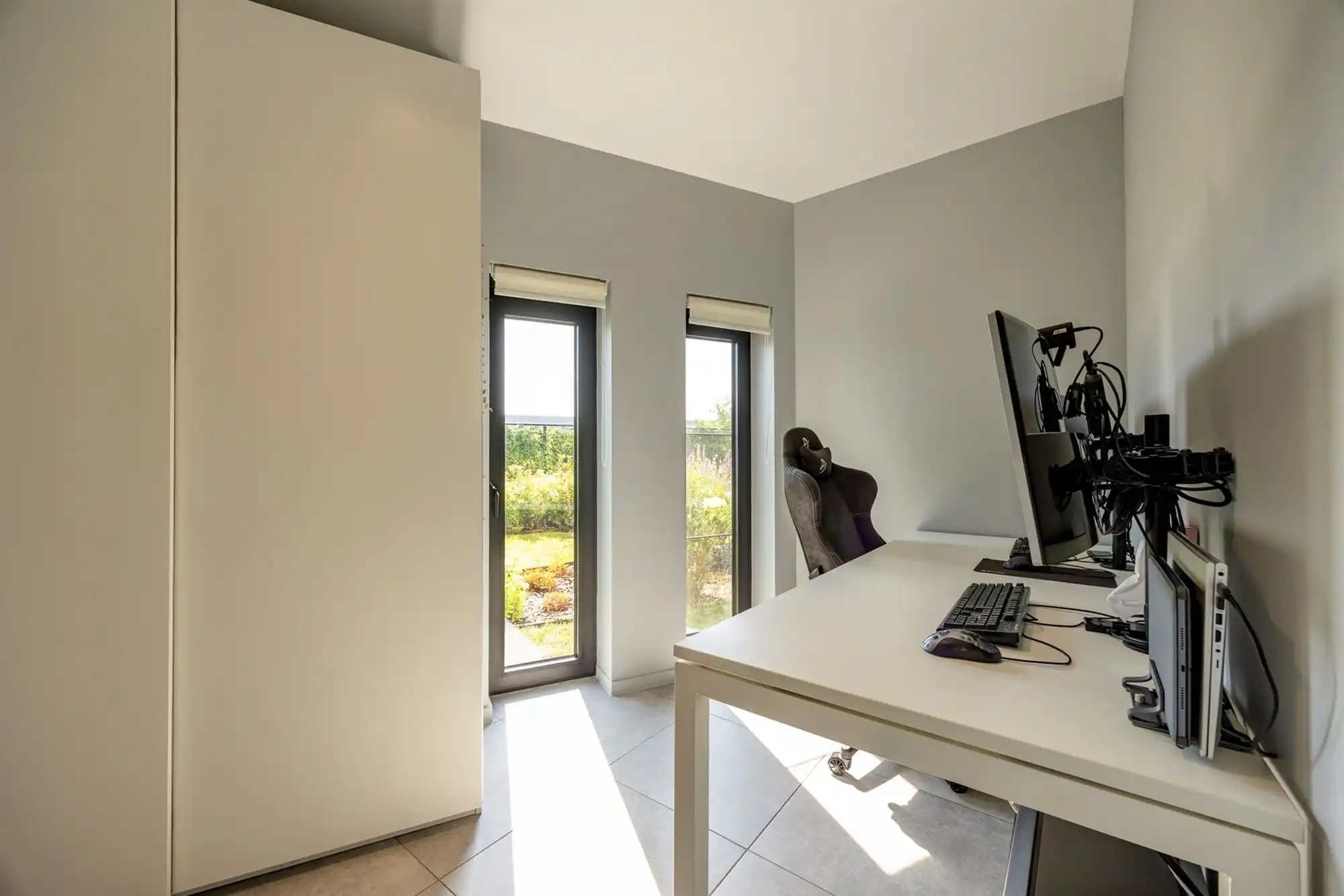 GLVapp. met 2 slaapkamers, tuin en staanplaats foto 14