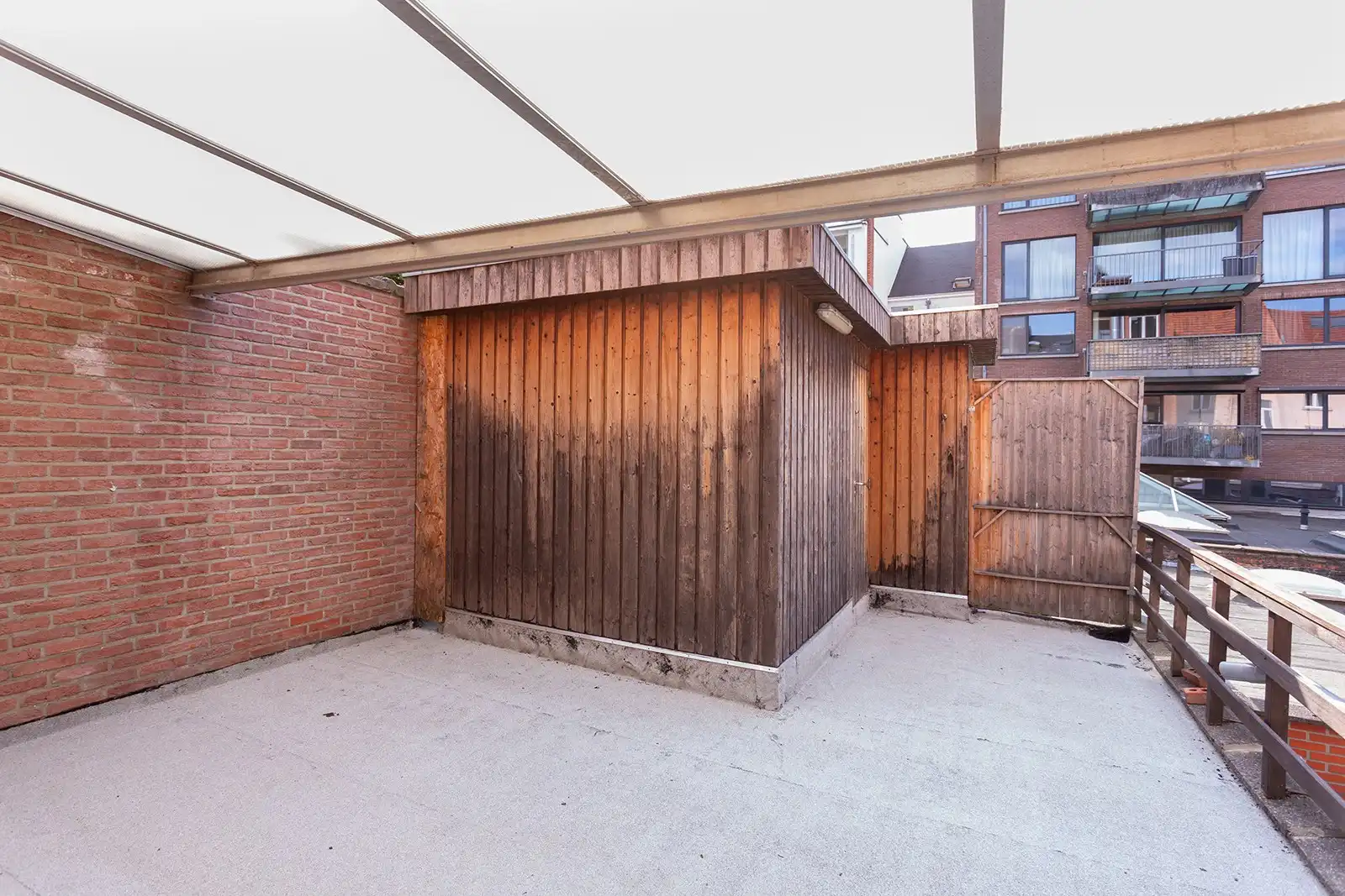 Ruime triplex met 5 slpk en terras in Antwerpen foto 5