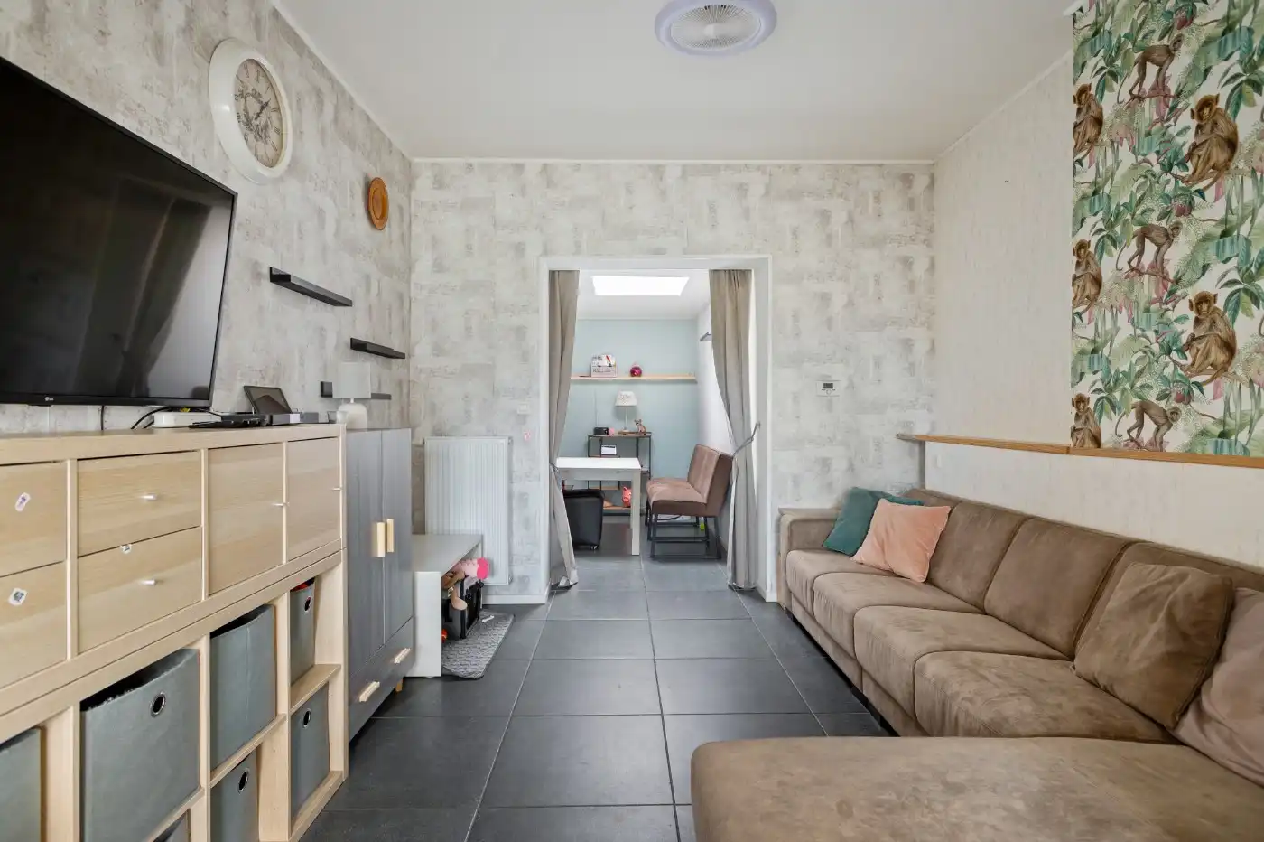 Toffe halfopen ééngezinswoning met 2 slpk., garage/werkplaats én ruime tuin foto 4