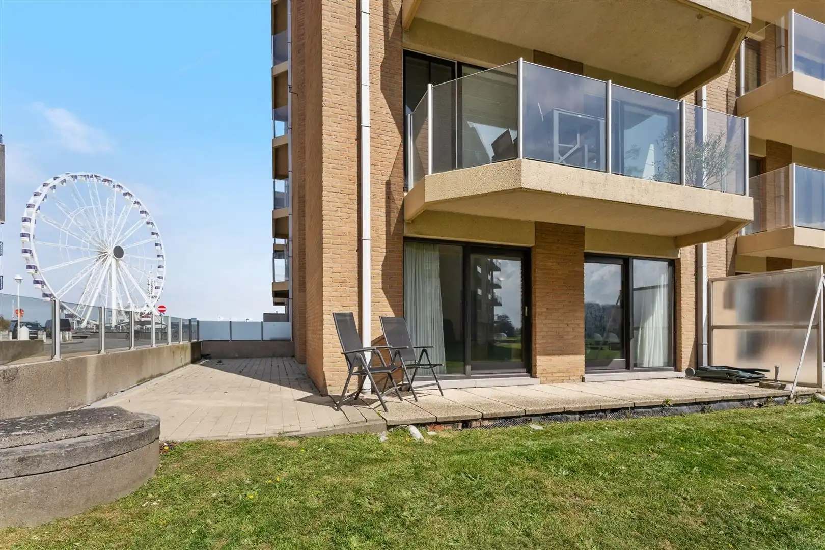 zongericht hoekappartement met prachtig terras en zicht foto 4