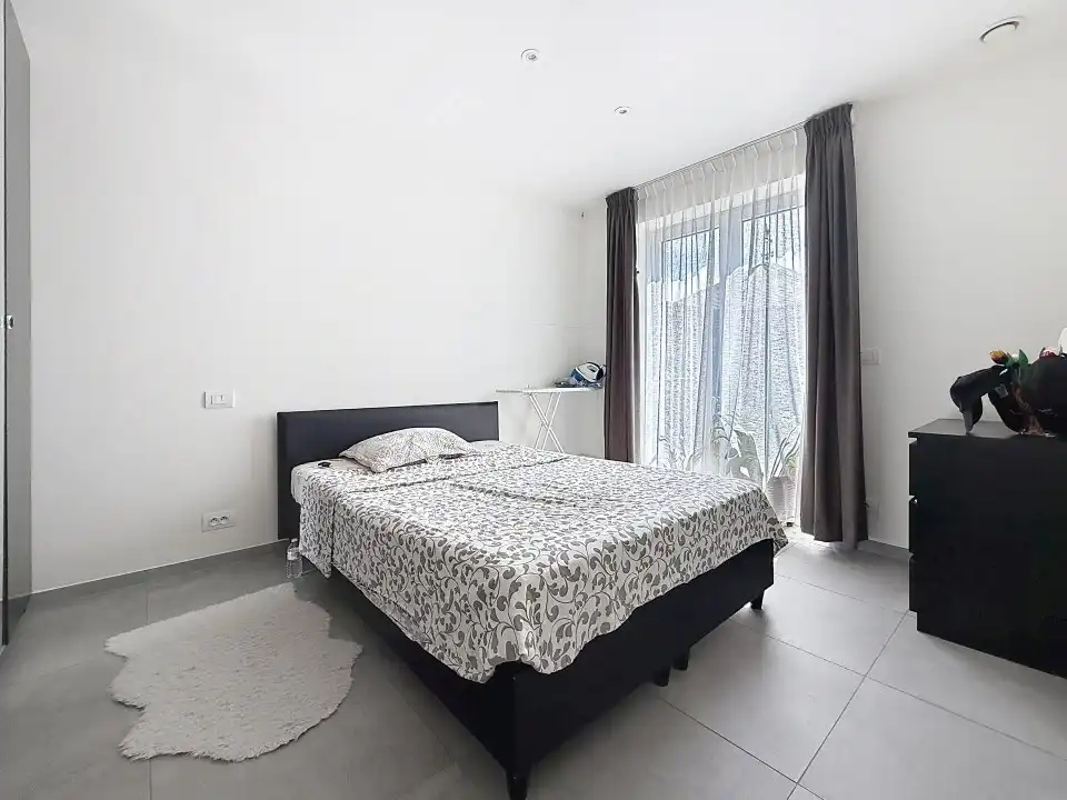 Recente gelijkvloerse woning met rustige ligging vlakbij centrum Oostnieuwkerke foto 5