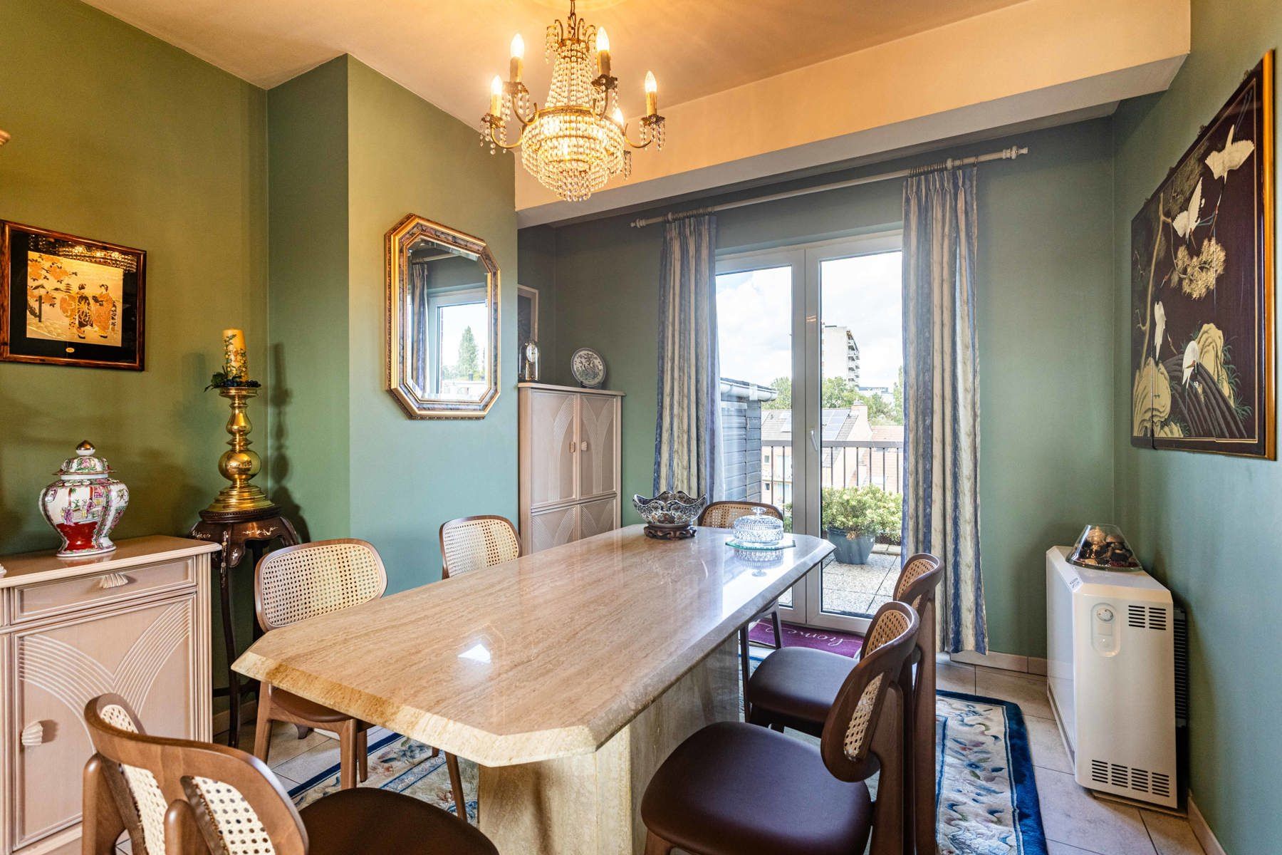 Ruim 1-slaapkamerappartement met 2 terrassen en uitzicht foto 4
