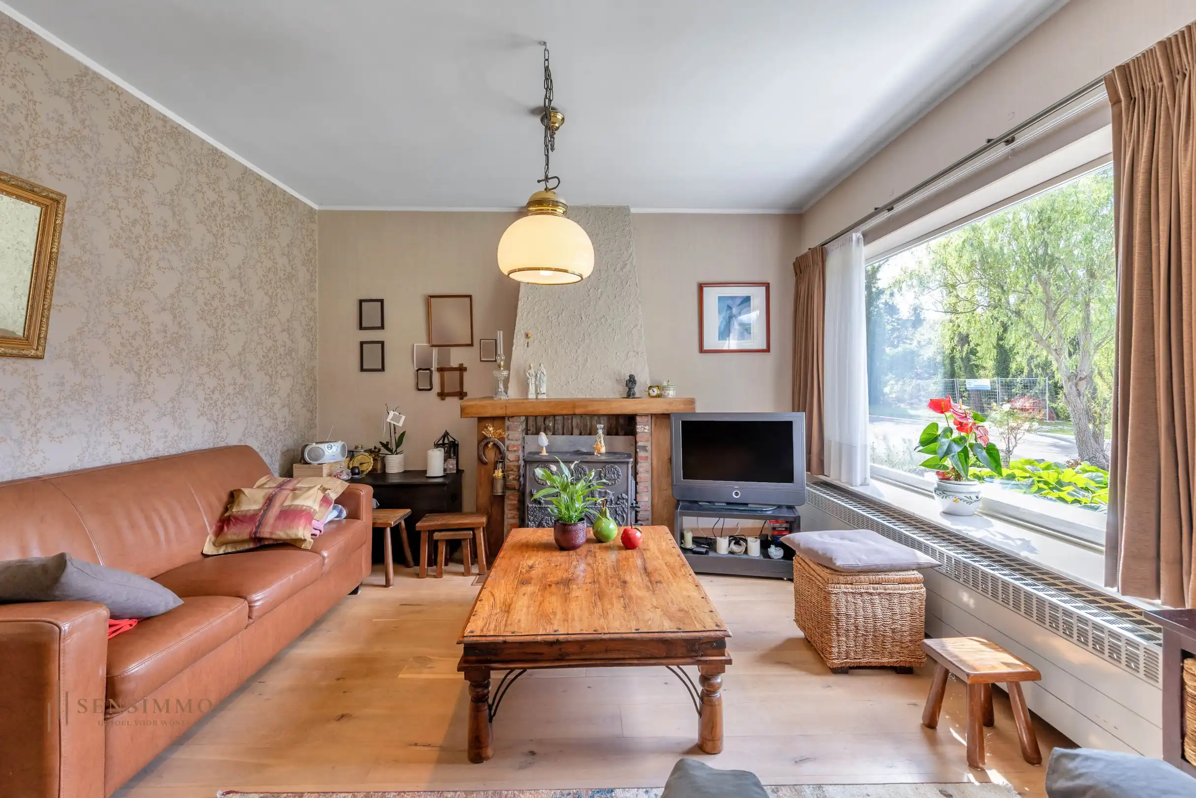 RUIME HALFOPEN WONING MET 4 SLAAPKAMERS OP RUSTIGE LIGGING foto 5