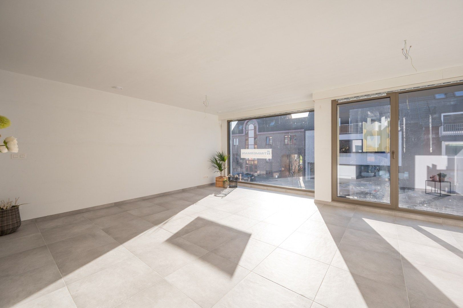 Nieuw appartement met groot terras - vrij bij akte! foto 3