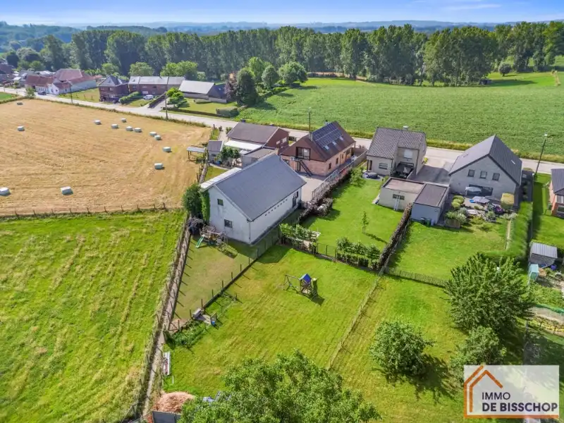 Prachtige dubbele woonst / koppelwoning met achterliggend magazijn en tuin foto 26