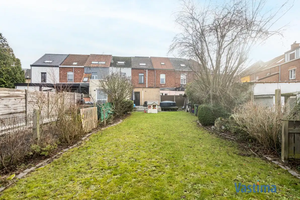 Energiezuinige gezinswoning met 3 slaapkamers, tuin en zonnepanelen foto 20