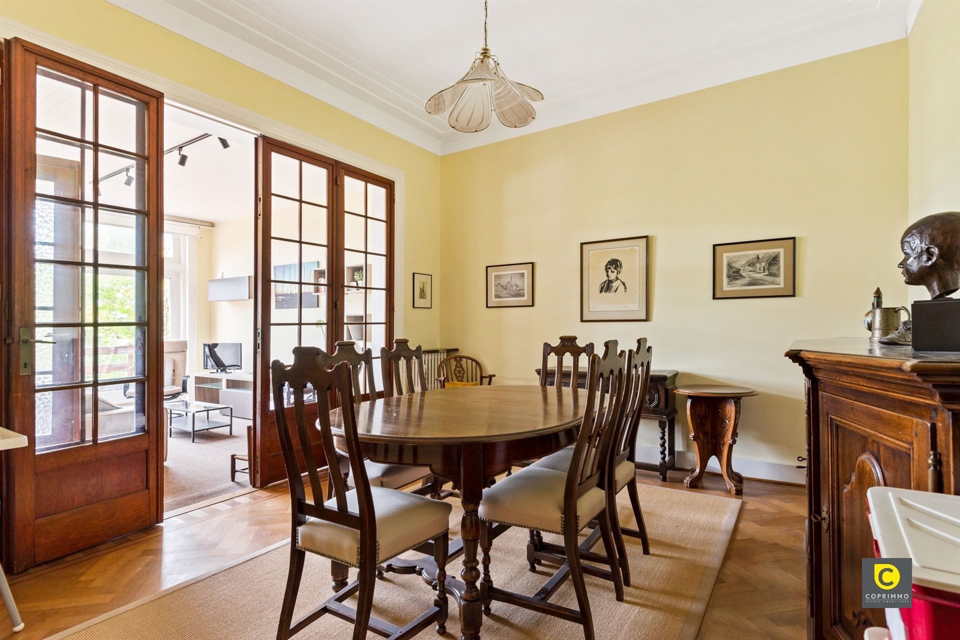 Ruime woning met potentieel foto 6