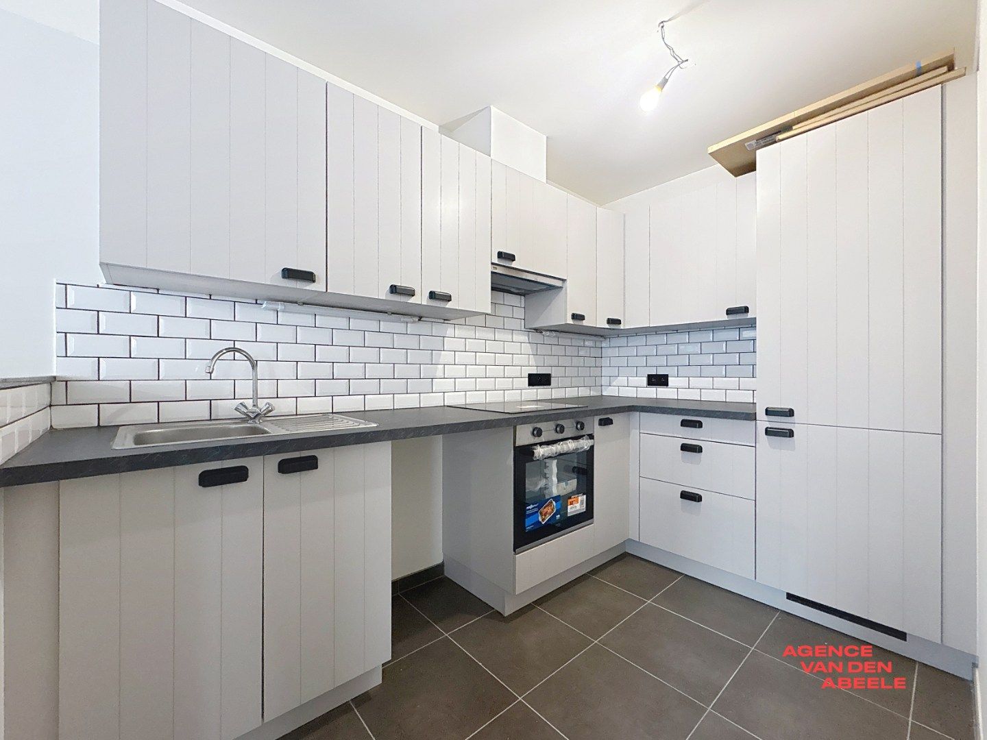 Nieuwbouw woning met 2 slaapkamers en en garage foto 6