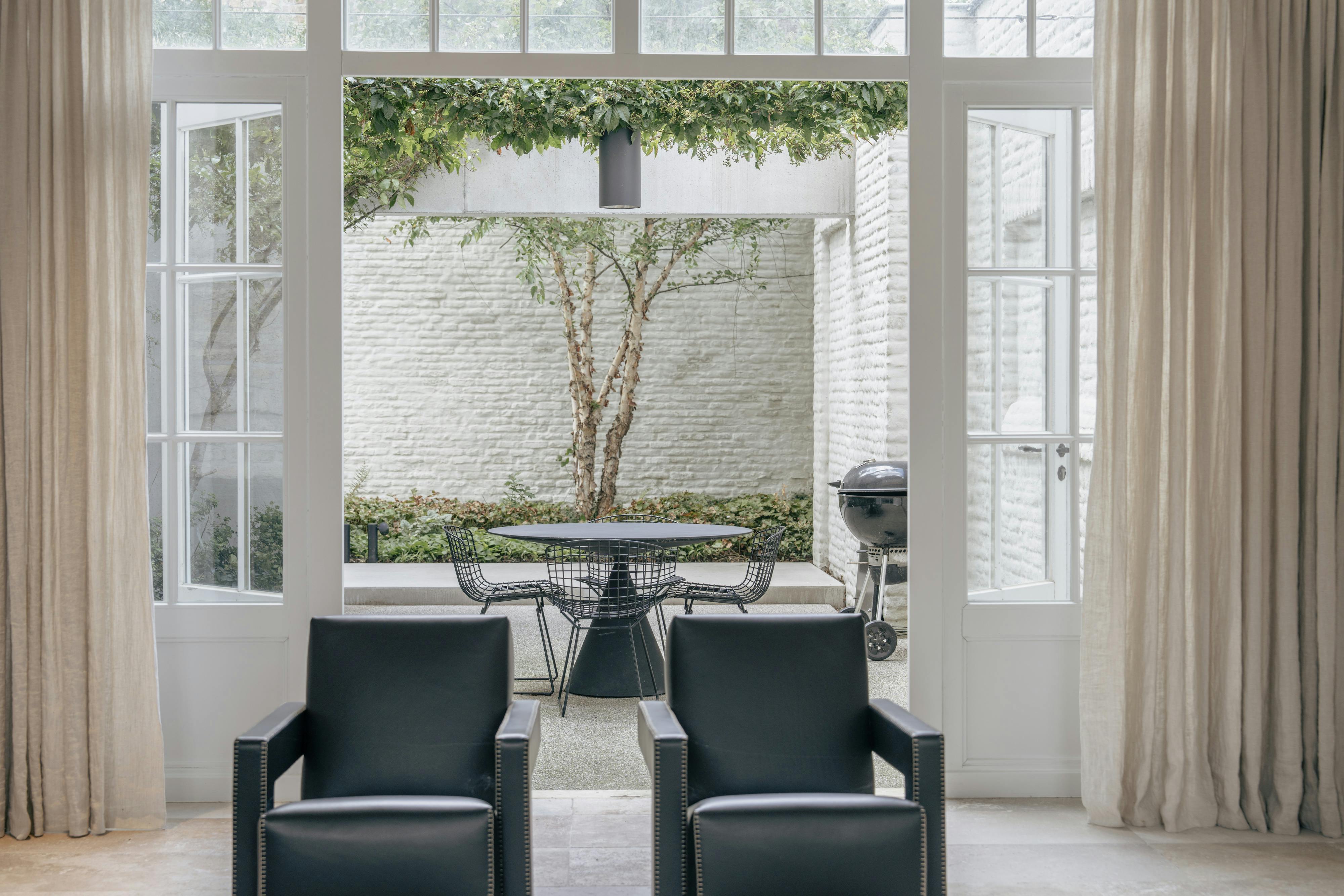 Luxueuze herenwoning met 5 slaapkamers en zwembad. foto 3