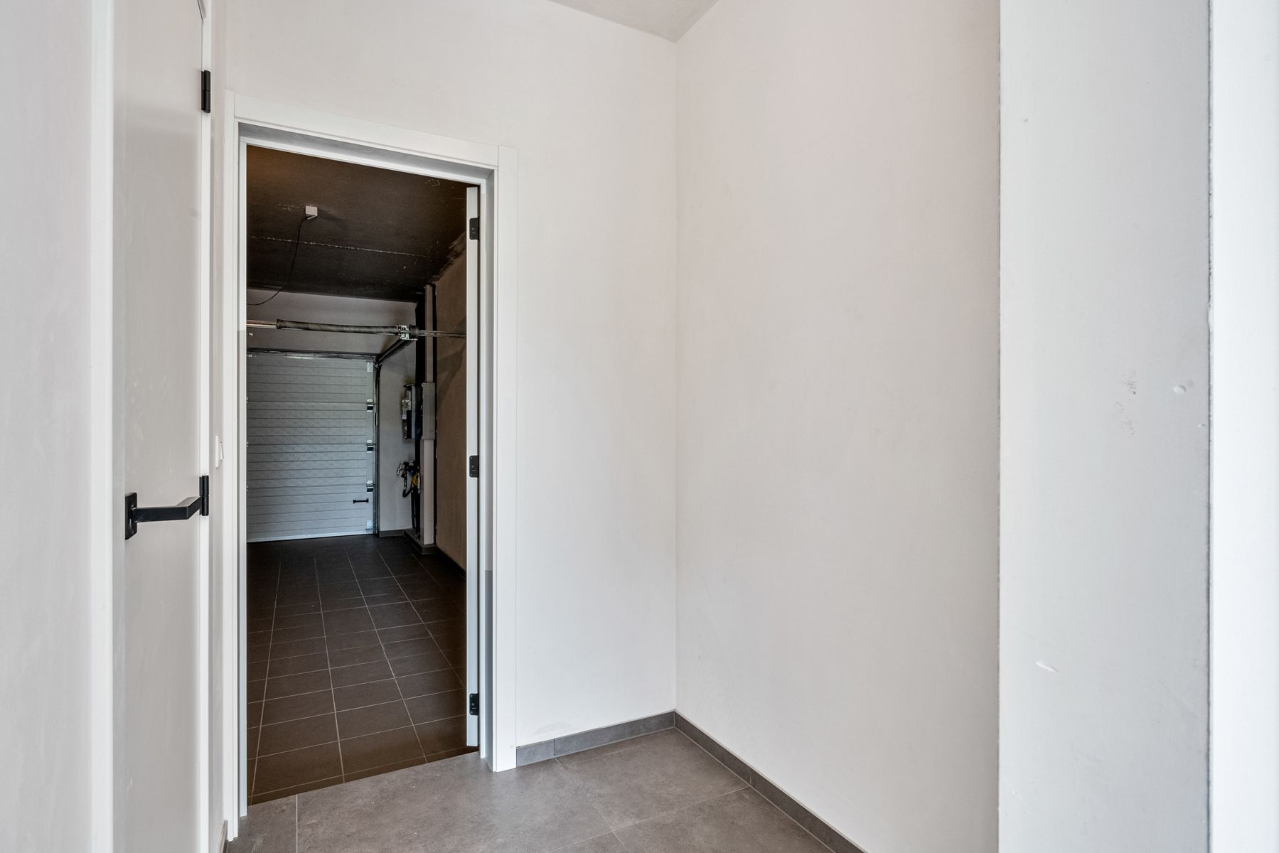 Instapklare nieuwbouwwoning met uitzicht op de velden foto 8