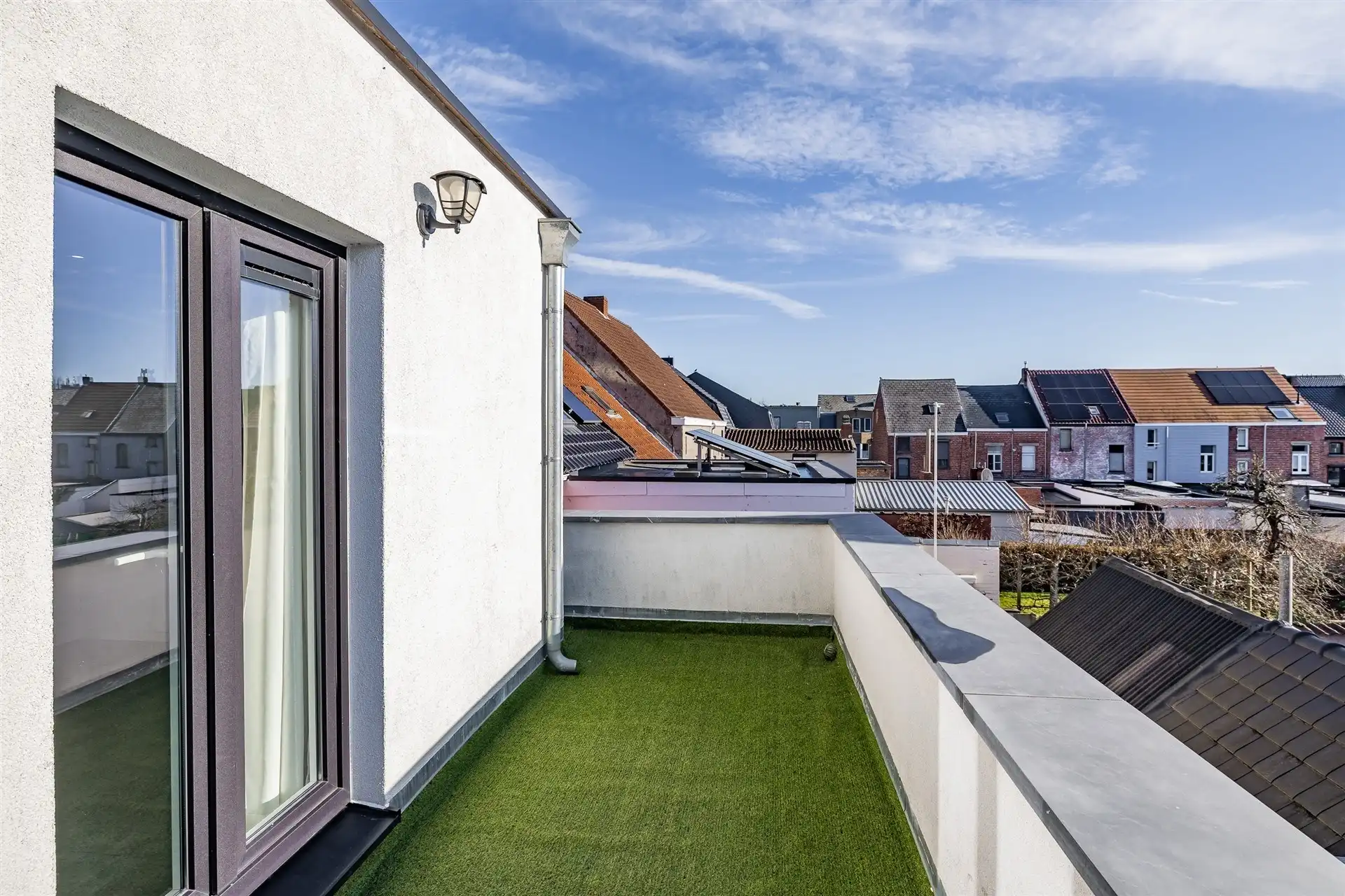 Top gerenoveerde woning met 4 slks, garage en terrassen foto 16