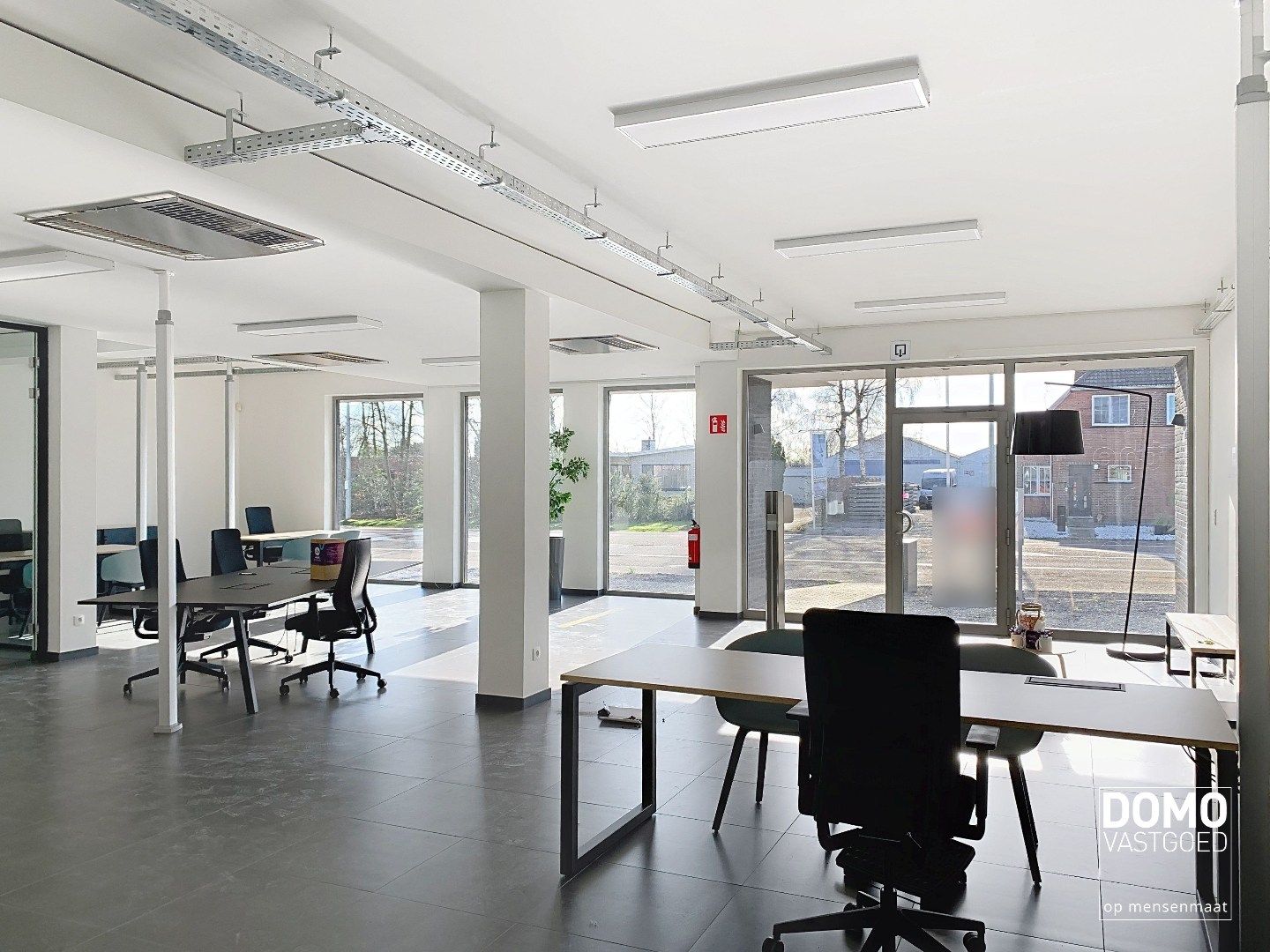 Commerciële ruimte met kelder te huur te Herk-de-Stad foto 7