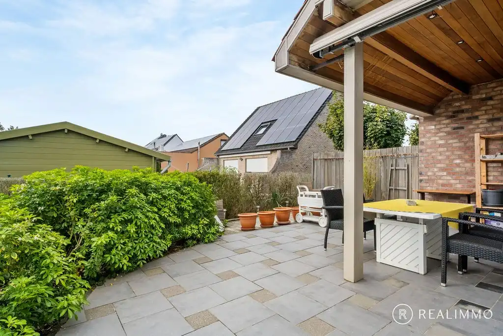 Ruime en instapklare woning met 4 slaapkamers foto 7