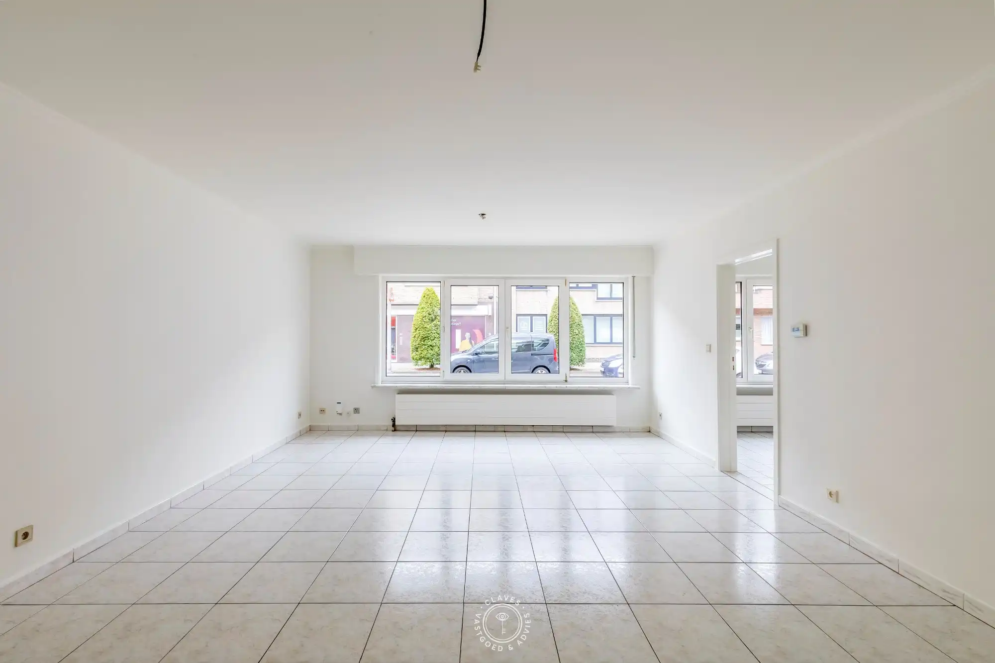 Instapklaar gelijkvloers appartement met 2 slaapkamers en garagebox foto 2