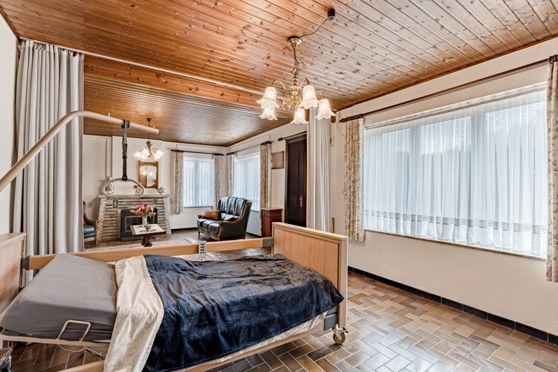 Charmante, te renoveren woning met tuin op 5are foto 12