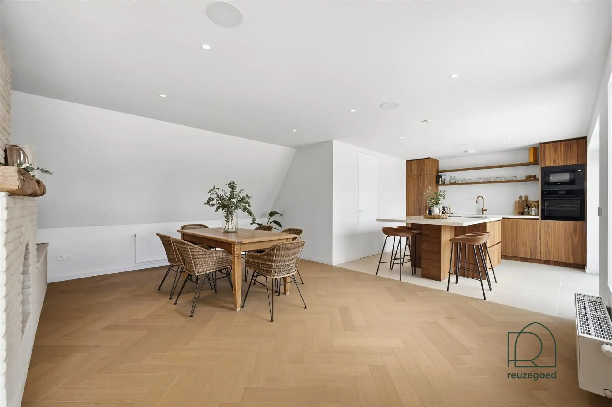Uniek gerenoveerde penthouse (3 slaapkamers) met riant terras en prachtig zicht over Mechelen foto 6