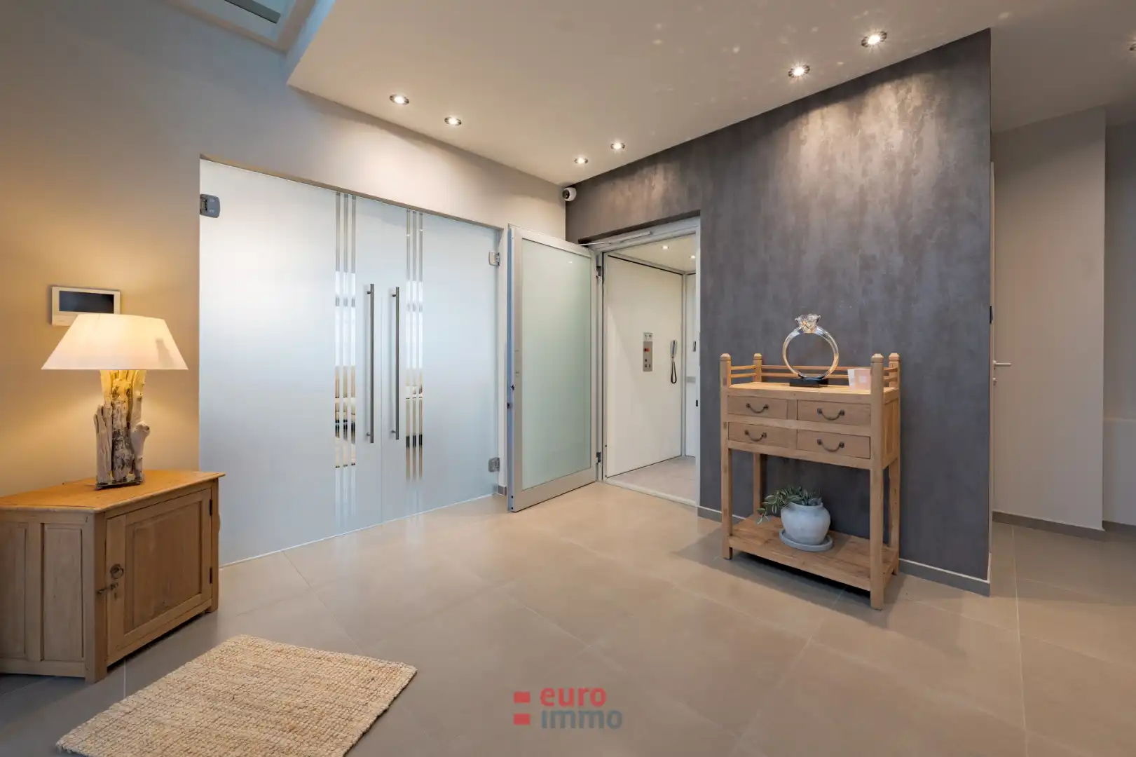 Exclusieve topvilla met binnenzwembad en zwemvijver in Sint-Idesbald! foto 2