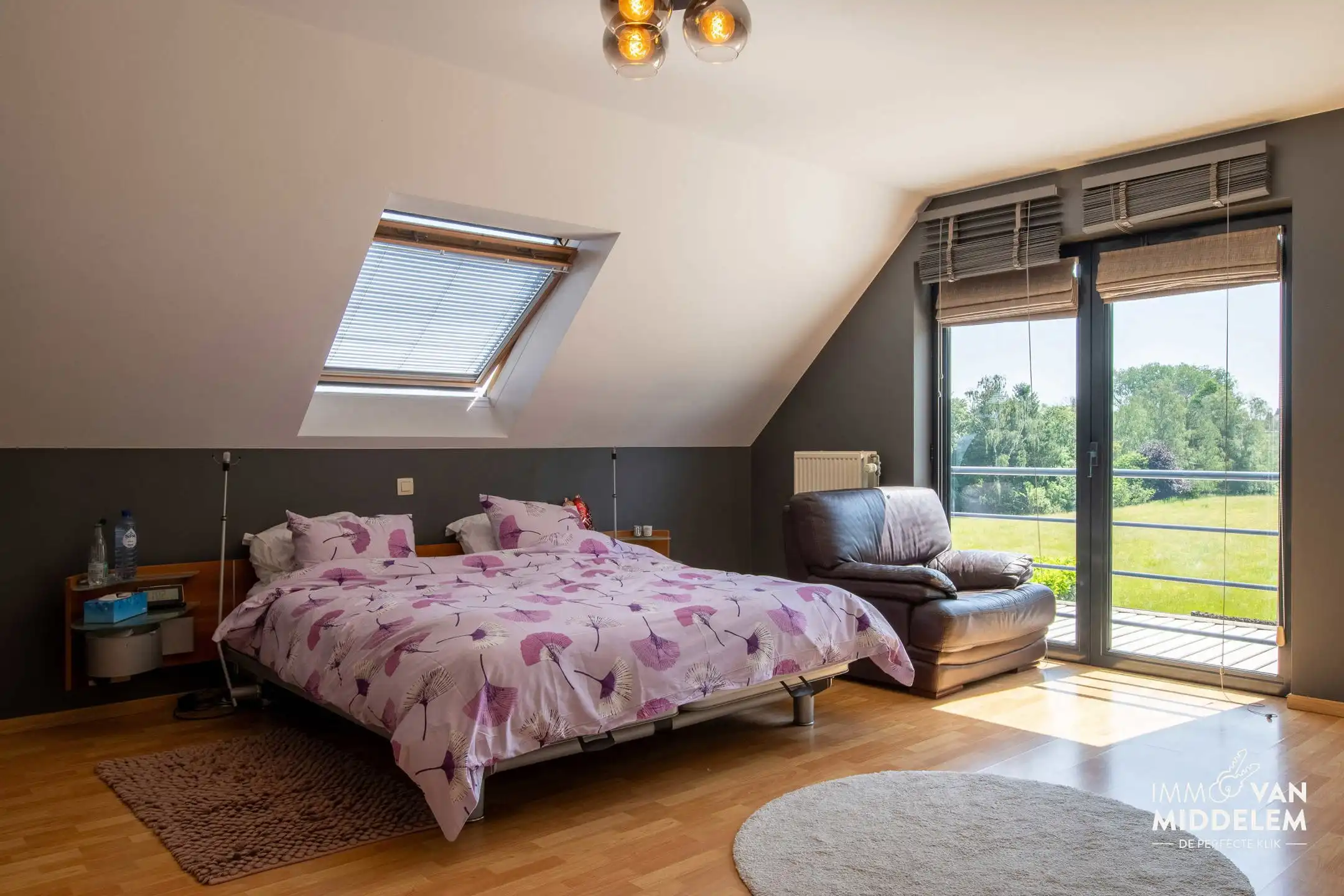 VILLA MET 5 SLAAPKAMERS, ZWEMBAD EN GARAGE foto 16
