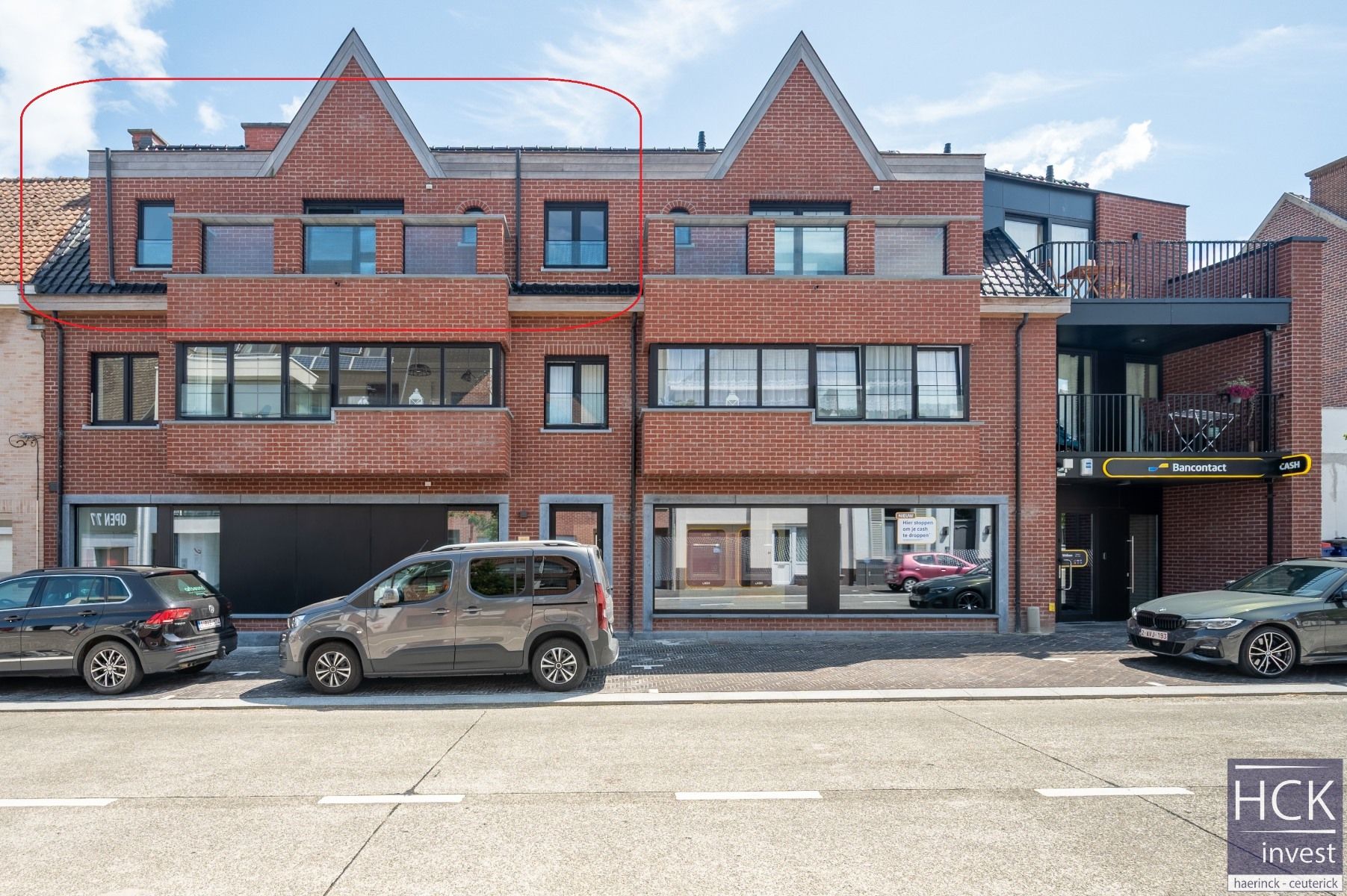 KRUISHOUTEM - Nieuwbouwappartement met 1 SLPK, pal in centrum! foto 2