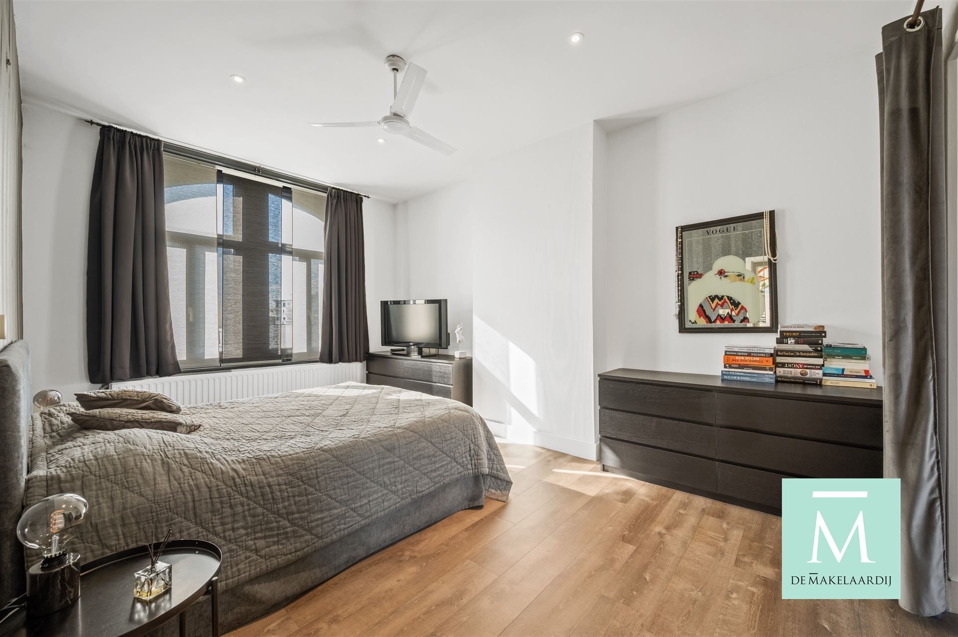 Prachtige handelswoning met overdekte garage nabij de vaart te Mechelen foto 16