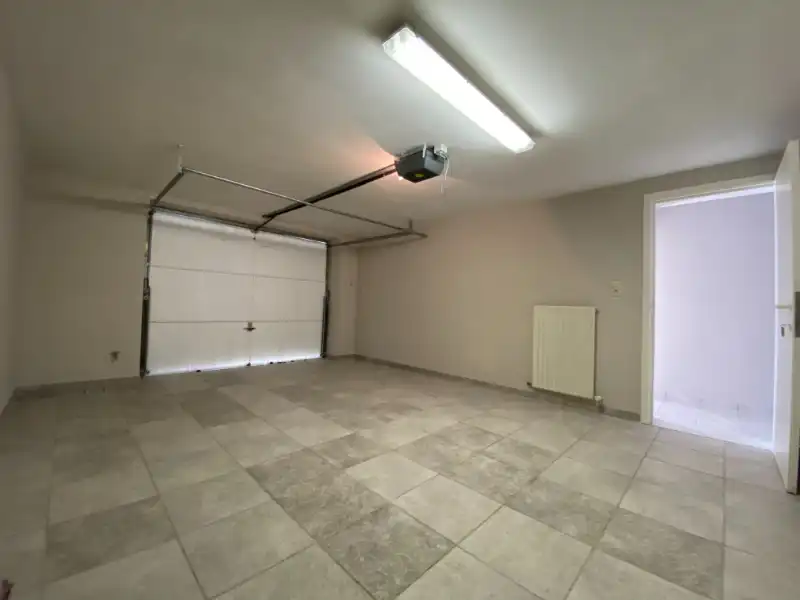 Gelijkvloers appartement met inpandige garage nabij centrum Houthalen foto 9