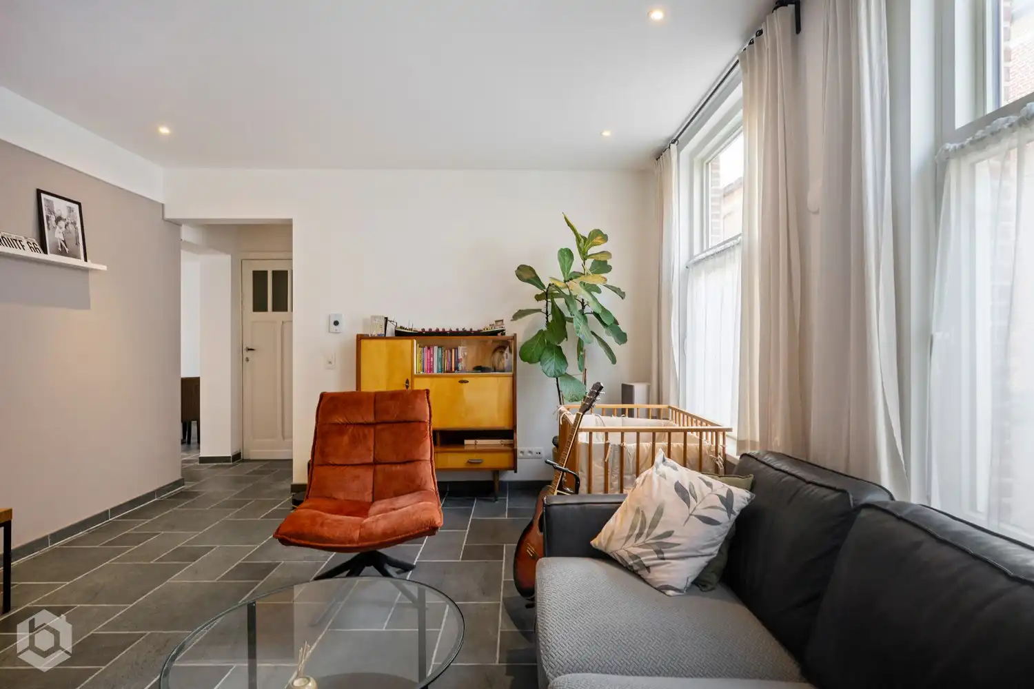 Recent gerenoveerde woning met 3 slaapkamers en 2 badkamers te Mechelen foto 4