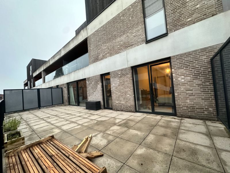 Nieuwbouwappartement met 2 slpks, magnifiek terras en ondergrondse parking! foto 10