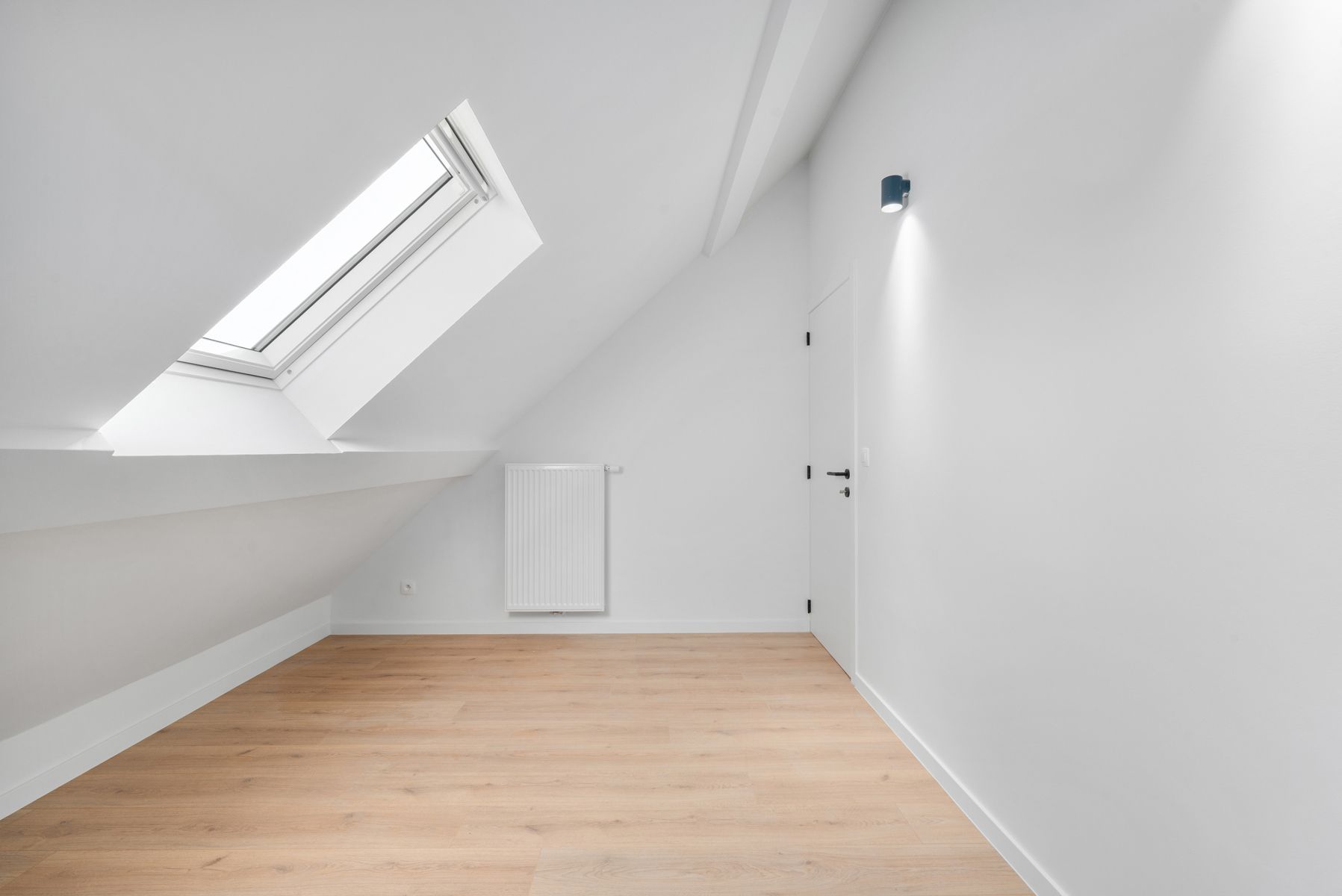 LABEL A: instapklare woning met 4 slaapkamers en grote tuin foto 16