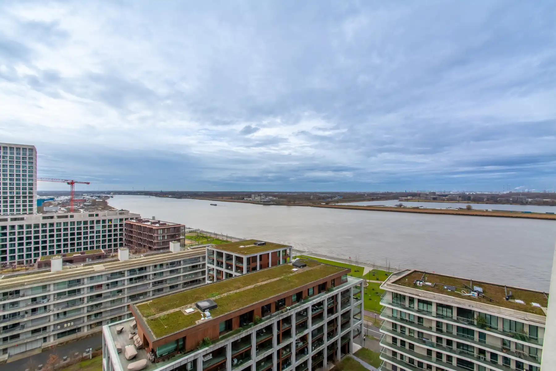 Ongemeubeld 2 slaapkamer appt. met zicht op de Schelde foto {{pictureIndex}}