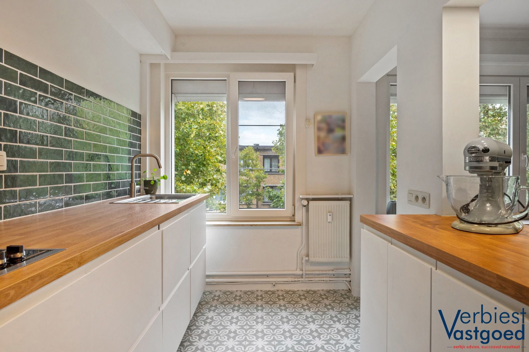 Energiezuinig appartement met garage in hartje Merksem. foto 8