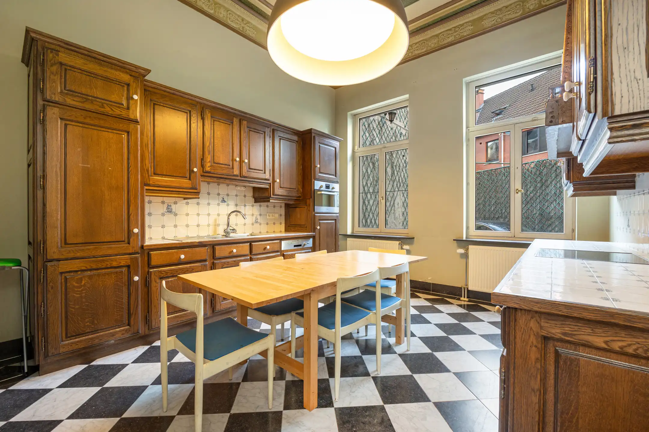 Karaktervol kantoorgebouw te huur in hartje Mechelen foto 5