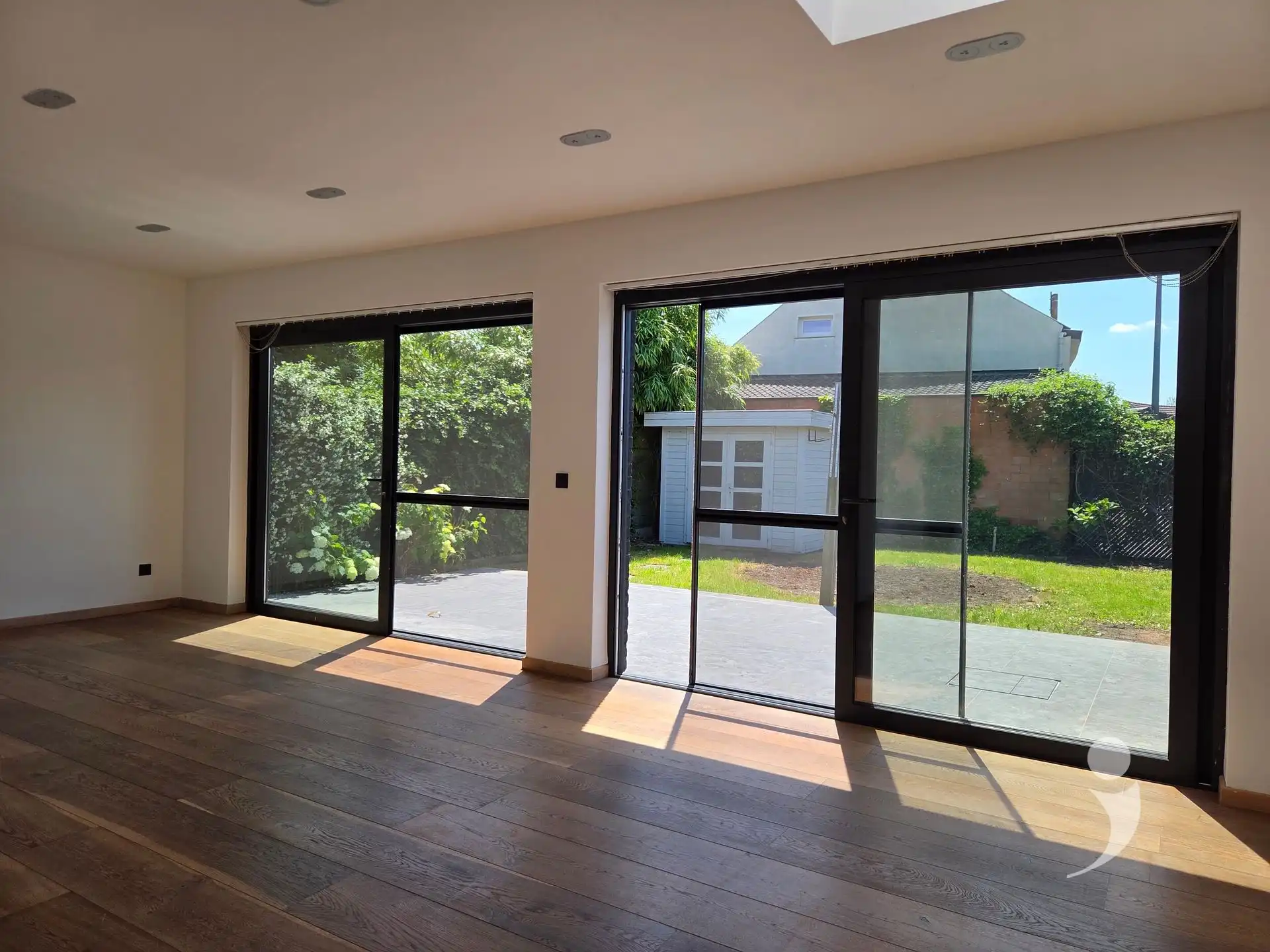 Moderne, ruime vrijstaande woning met hoogwaardige afwerking en zonnige tuin foto 8