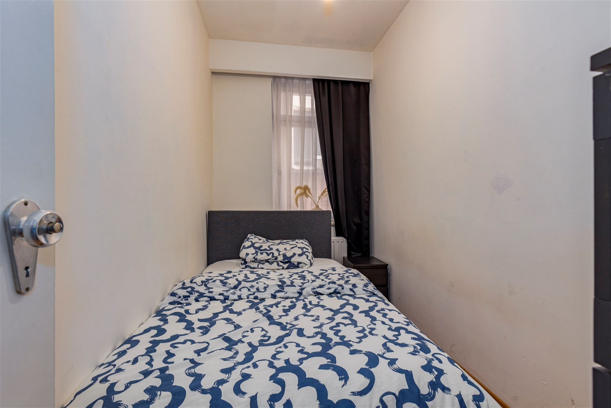 Zeer licht 3 slaapkamer appartement aan Rooseveltplaats en Opera foto 16
