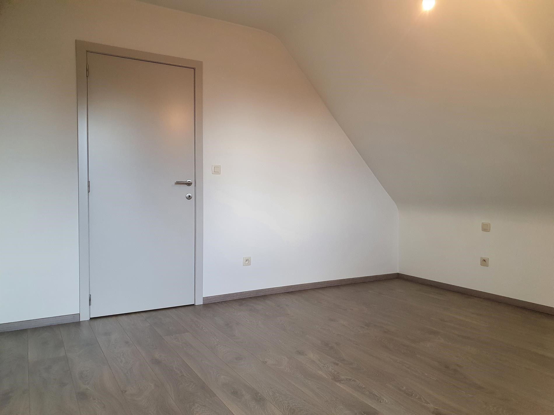 Recent appartement met 2 ruime slaapkamers te OLV Olen (domiciliëring niet mogelijk) foto 9