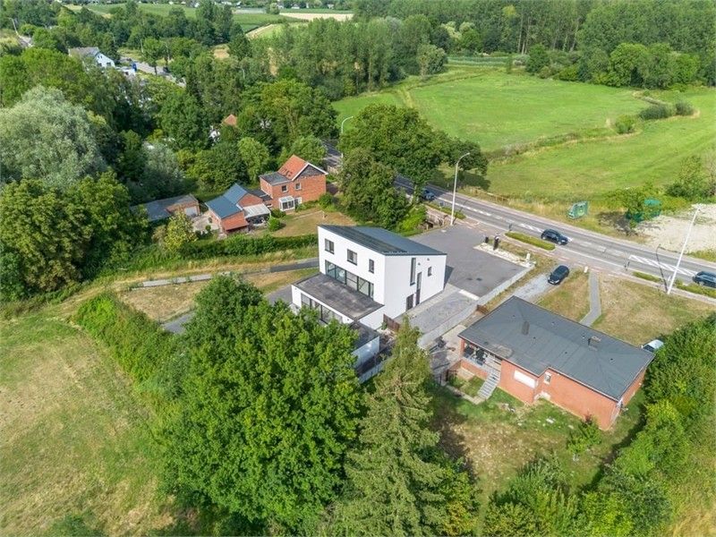 OPEN BEBOUWING MET KANTOOR EN ADEMBENEMEND ZICHT IN HASSELT foto 75