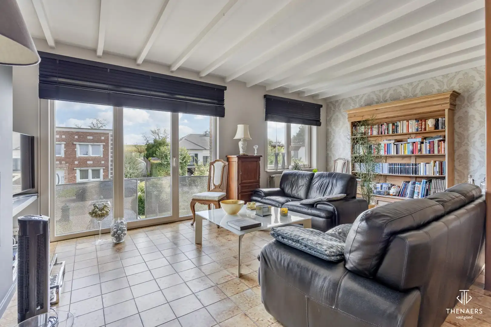 Ruime halfopen gezinswoning met 194 m² woonoppervlakte, drie slaapkamers en aangename tuin in Heers. foto 14