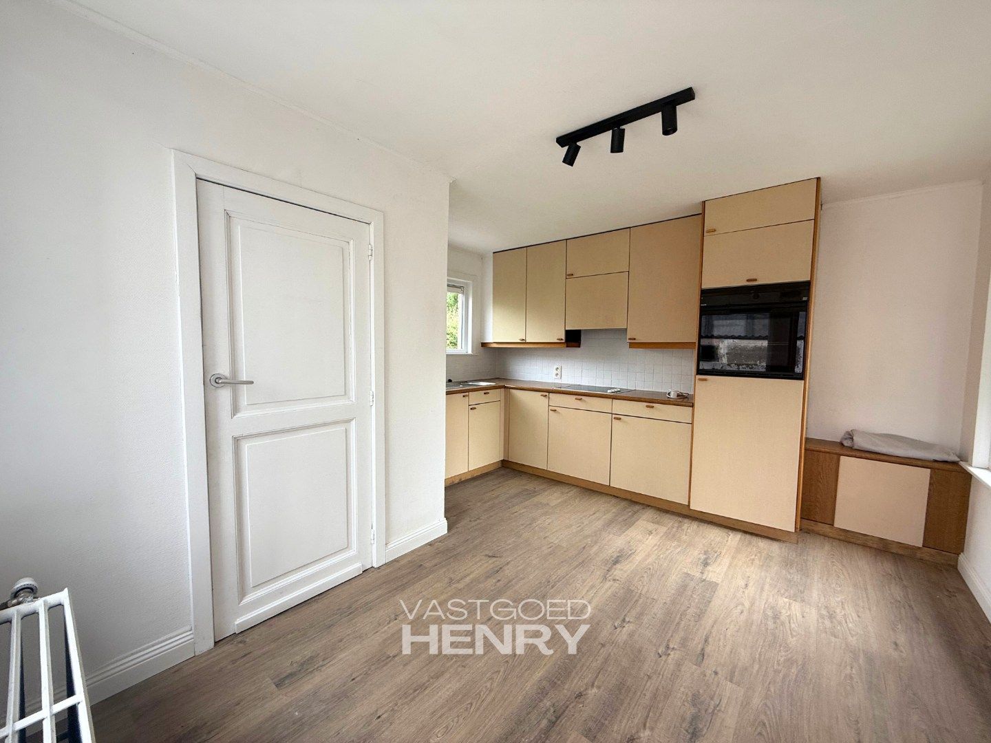 Vrijstaande woning op prachtig perceel van 1.222 m² foto 12