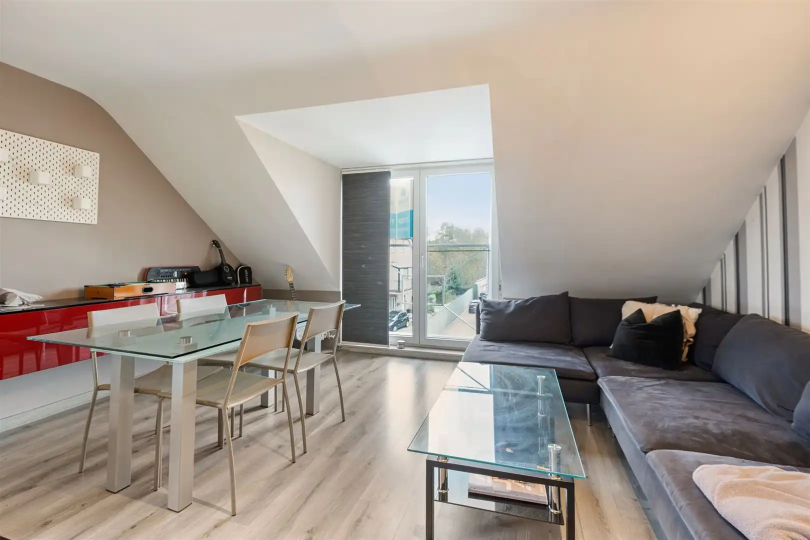 TE HUUR: Appartement met één slaapkamer te Houthalen-Helchteren!  foto 2