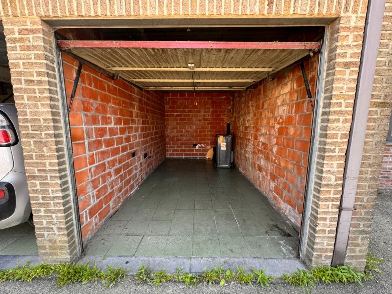 Gezellig appartement met 1 slaapkamer, groot zonnegericht terras + garage. foto 9