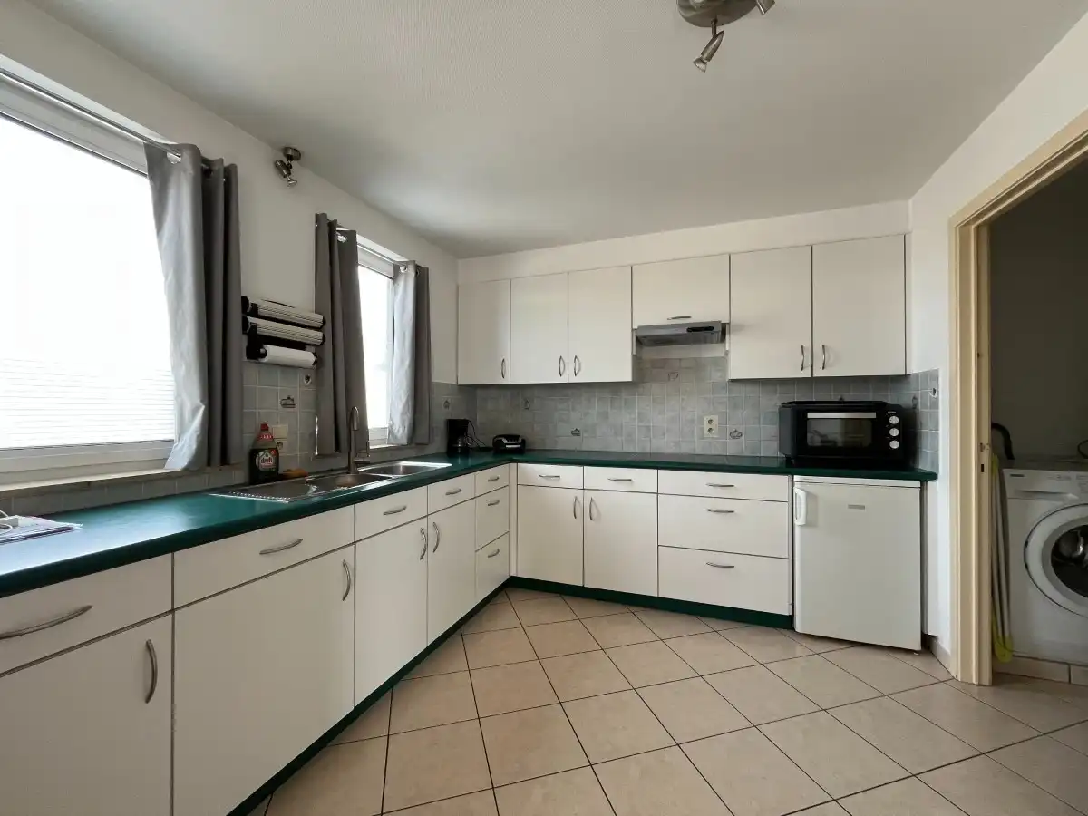 Moorslede - Lichtrijk duplex hoekappartement met terras en garage foto 6