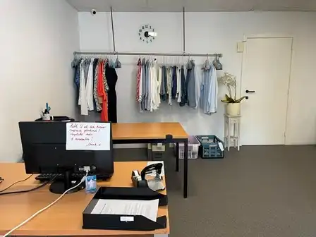 Centraal en rustig gelegen praktijk-/kantoorruimte foto 10