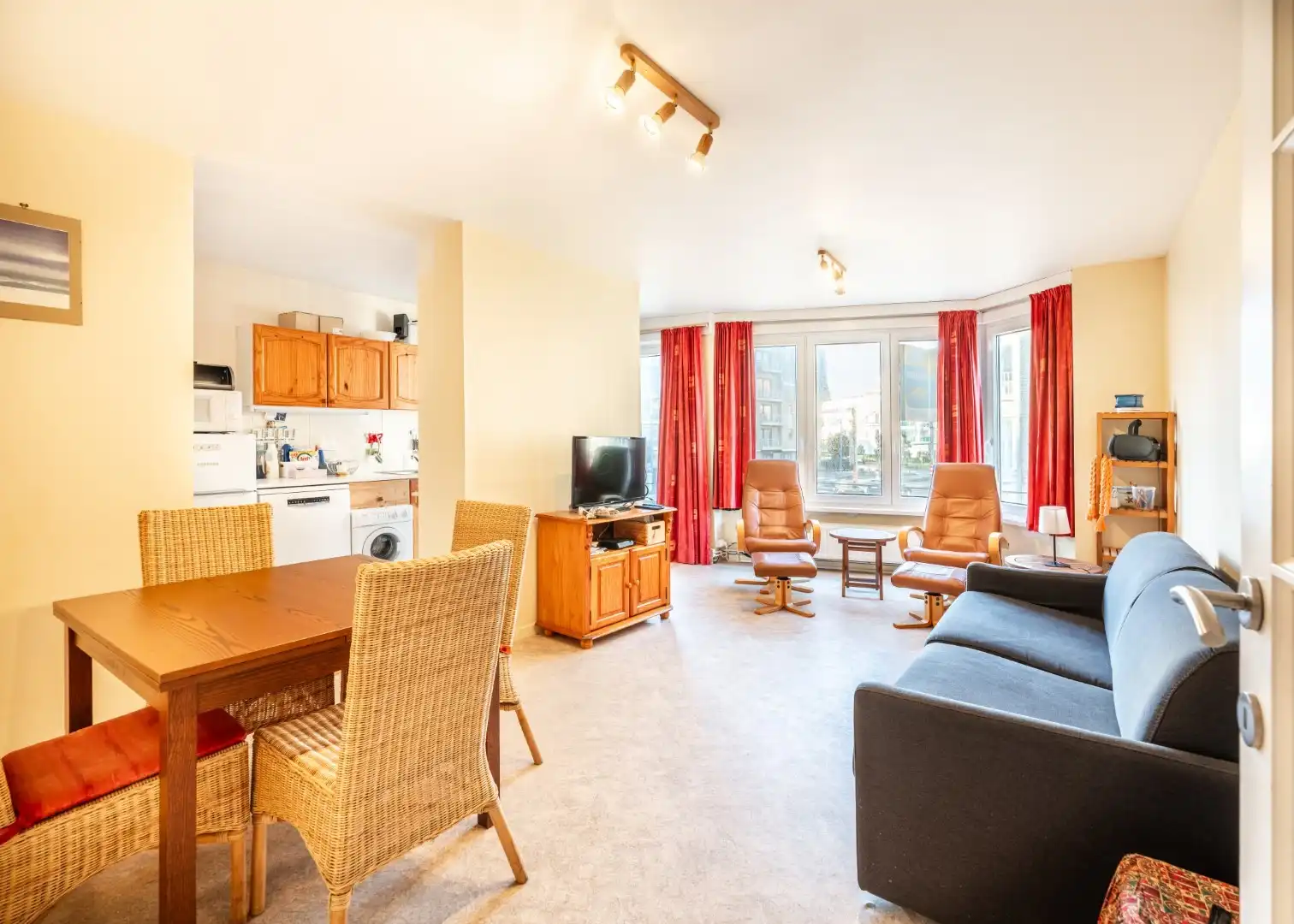 Longchamps - 01.03 foto {{pictureIndex}}