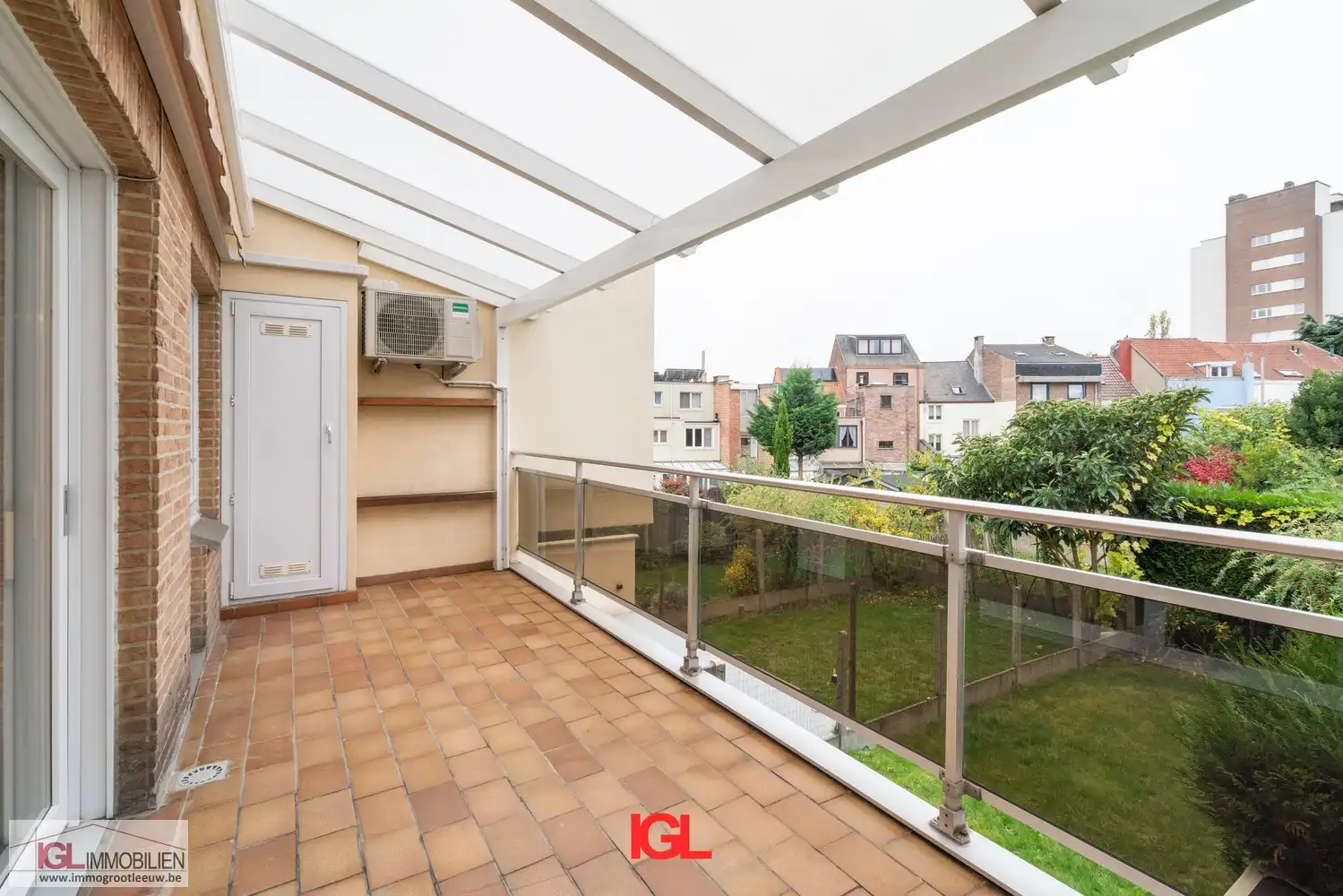 Instapklare gezinswoning met garage, tuin en terras in een rustige straat van Anderlecht foto 16