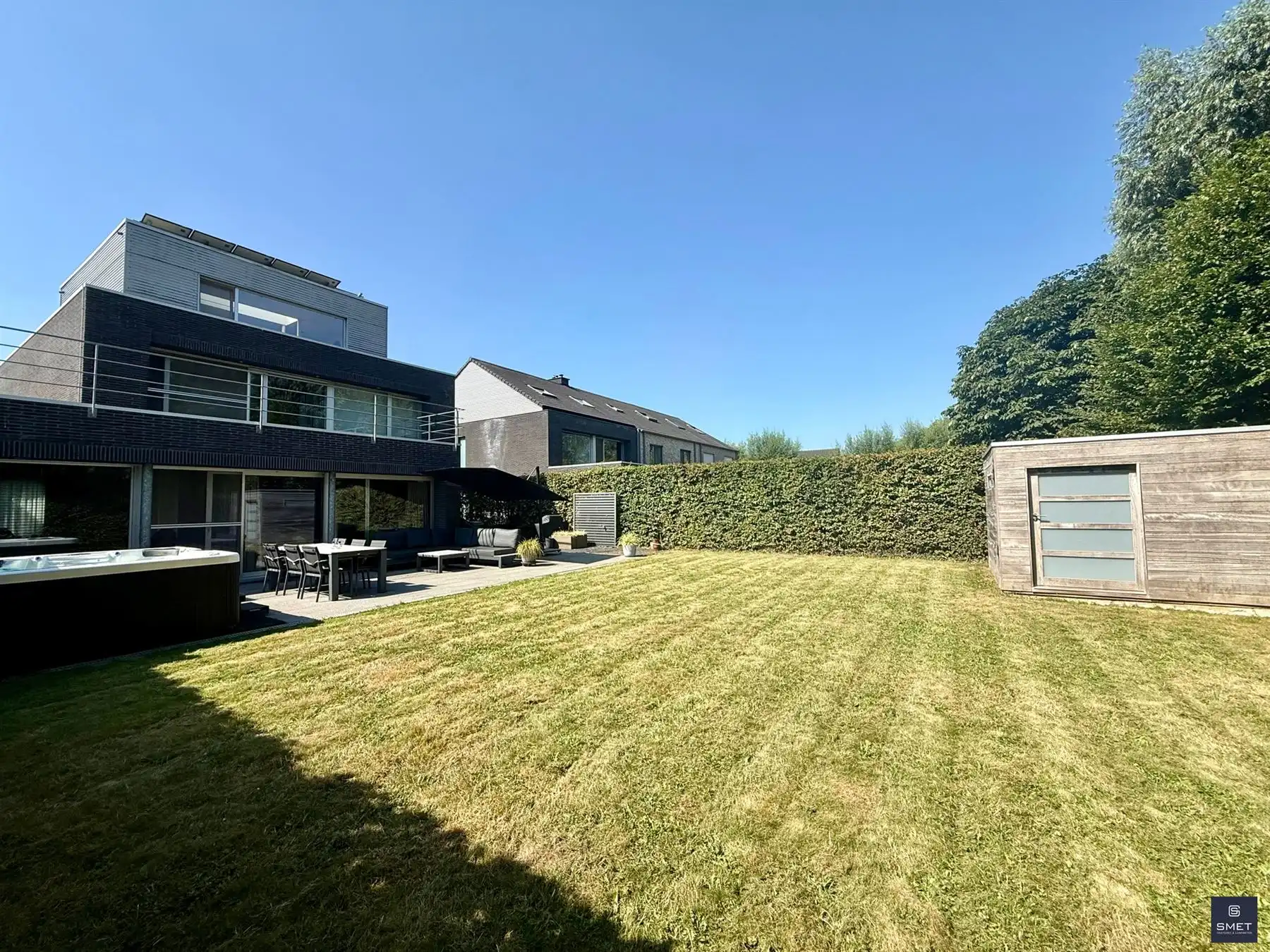 RUSTIG GELEGEN PRACHTIGE WONING  MET TOPAFWERKING  foto 25