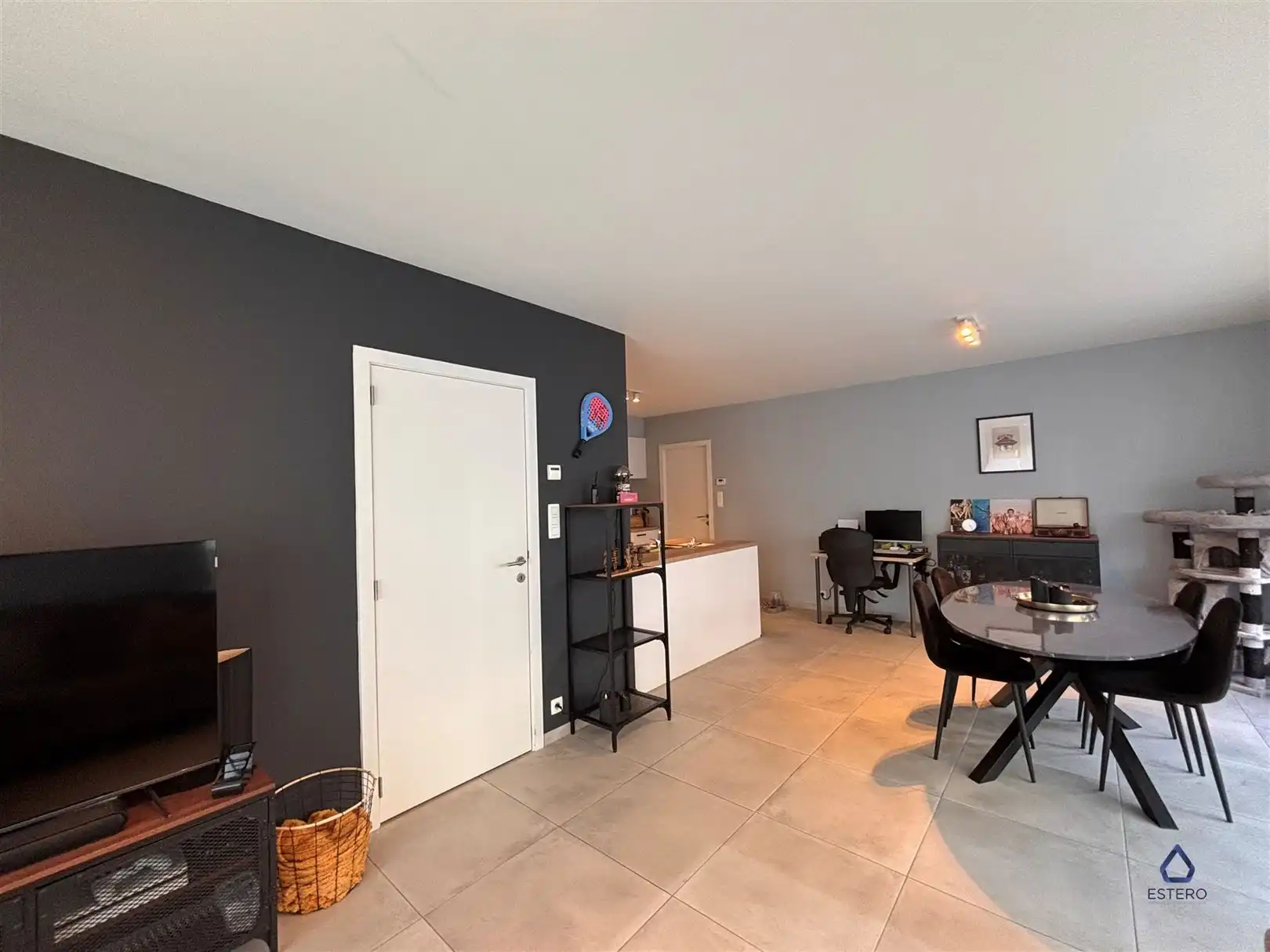 Moderne en energiezuinige woning met parking foto 6